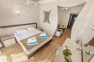 Гостиница Атлас Витязево Номер-студия Делюкс-11