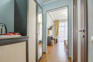 Гостиница Атлас Витязево Полулюкс 4-х местный-4