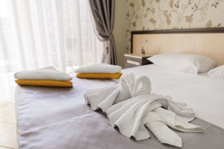 Гостиница Атлас Витязево Полулюкс 2-х местный-1